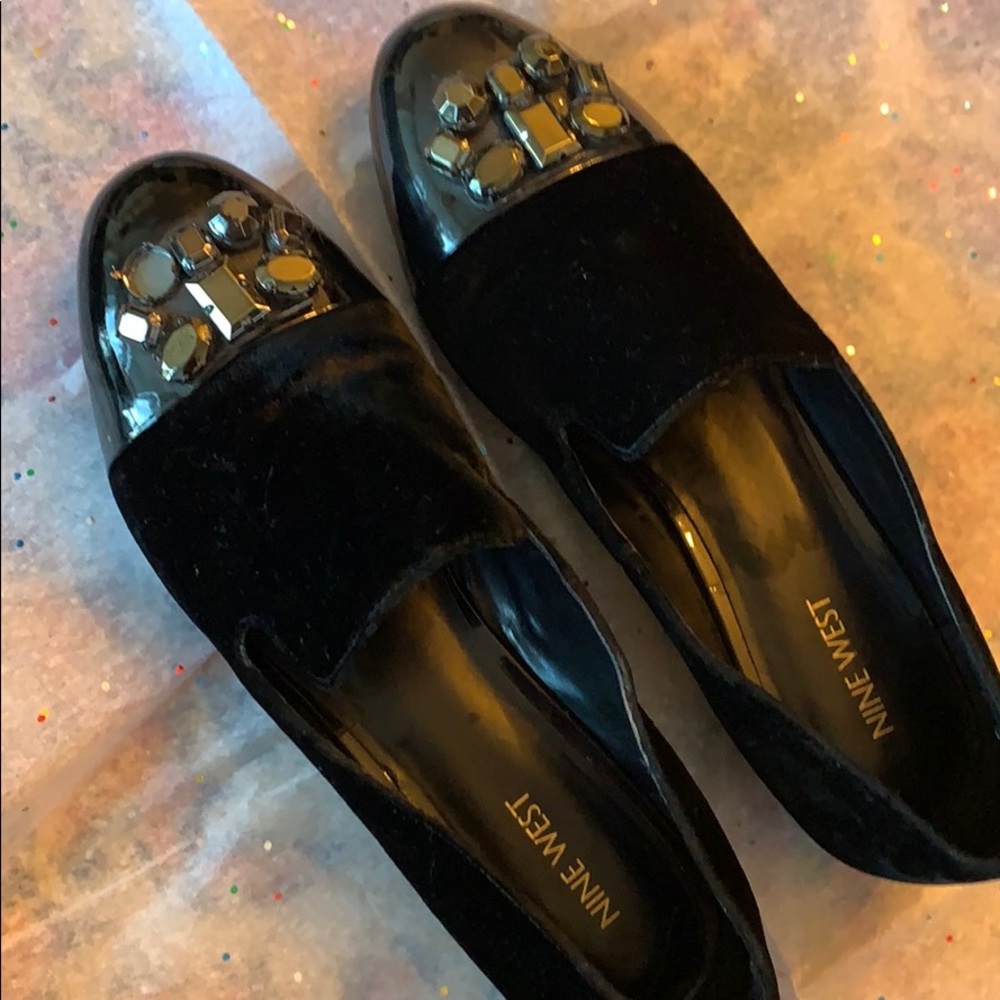 Shoe